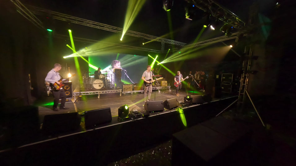 Starsailor Flythrough Concert